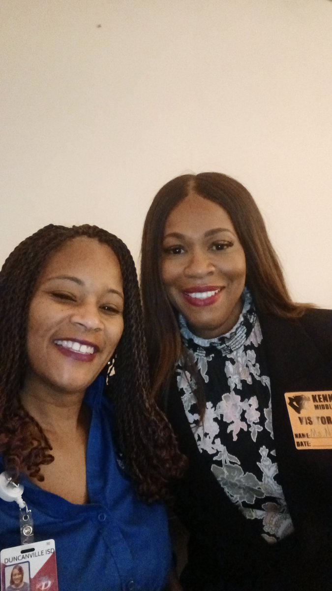 TiffMWilkerson's tweet photo. Showed up to support Career Day @KennemerMS today! Exposure is key to student success! @nicoleuptontx it was great to see you!
#CCMRMatters https://t.co/kFEVX2VOkJ
