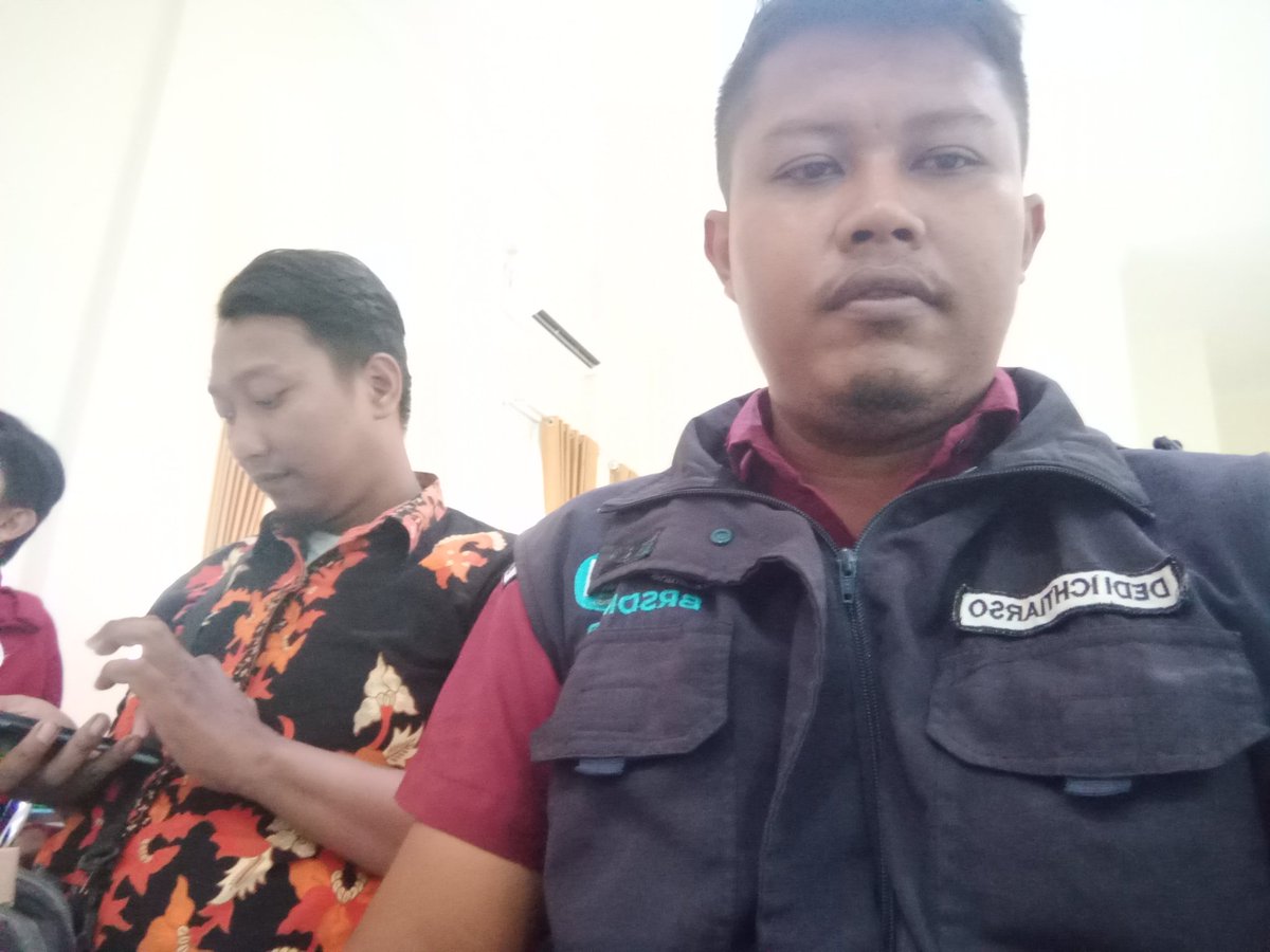 dediichtiarso's tweet photo. Kamis, 11 mei 2023 mendampingi kelompok pengolahan ikan presto jaya dan Remang jaya dalam kegiatan Pelatihan Pemasaran Online Produk Perikanan di Gedung IDI Brebes 
#Luhlapor
#GiatLuhkanSatminkalTegal
#Aksespasar https://t.co/PlynNFyJW3