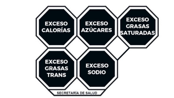 ArteagaIrving's tweet photo. @El_Universal_Mx Es una burla que hoy en día un ignorante que no sabe de lo que habla, suba un video mencionado y afirmando que el producto es pirata y sea la fuente para esta pagina de noticias, esa Coca Cola del video no es pirata, tiene una etiqueta sobrepuesta para poder colocar los sellos 🤦🏻‍♂️ https://t.co/WypuYwtuHK