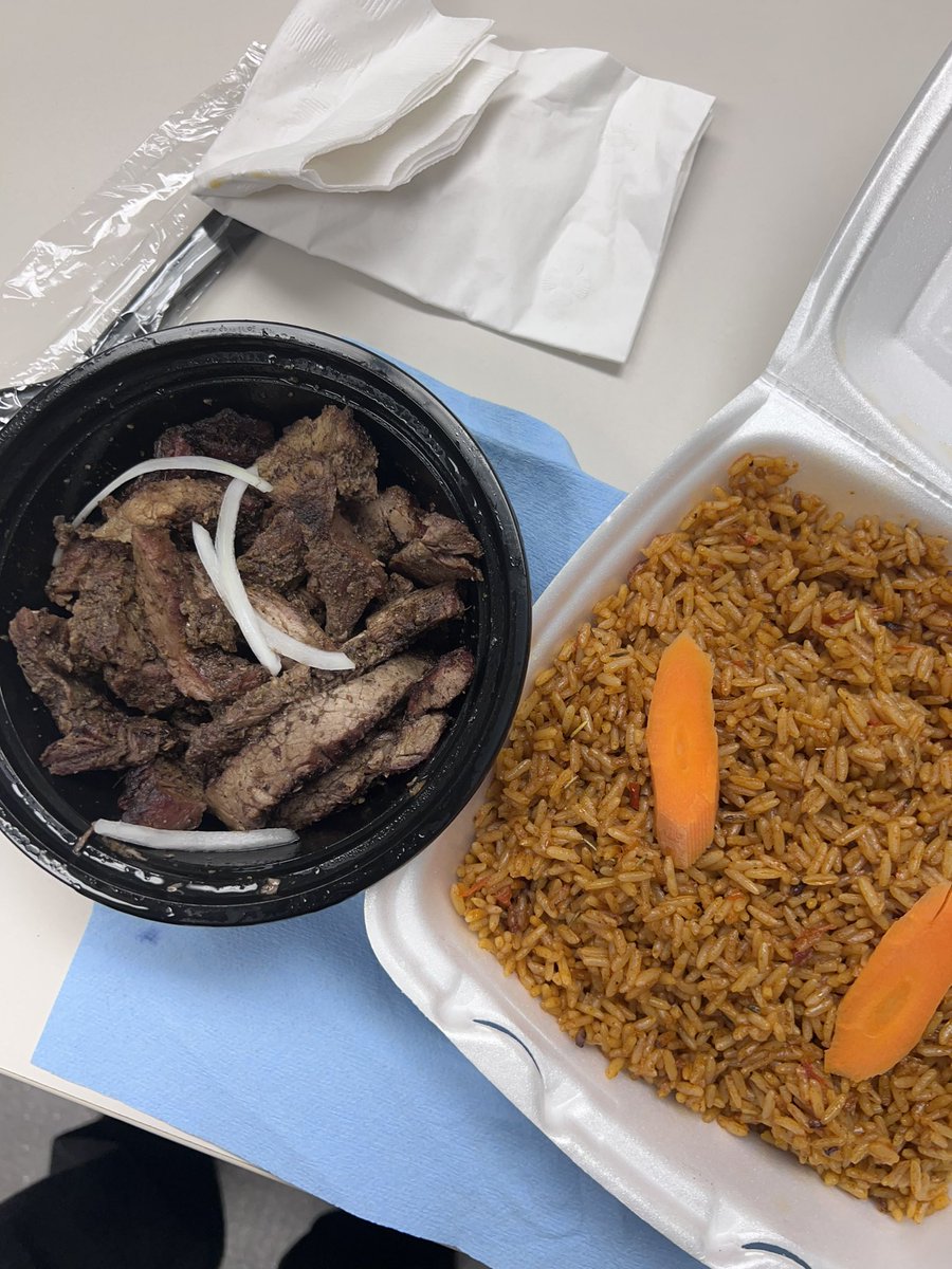 Tha3rdi's tweet image. MamaPutt on Charleston &amp;amp; Valley View definitely slapping. #fatboyproblems #Vegas