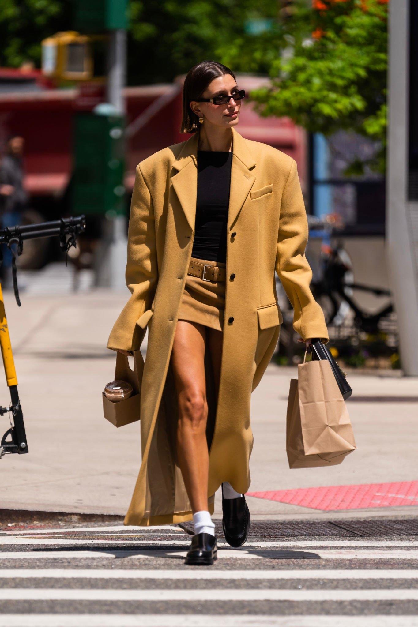 Hailey baldwin camel hot sale coat