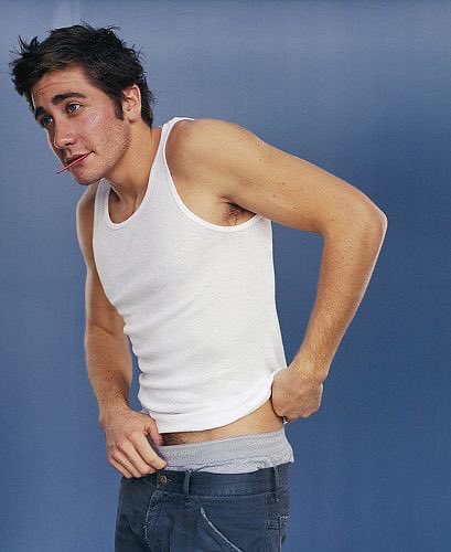 gyllenhaalbf's tweet image. i want to lick his entire body lord almighty