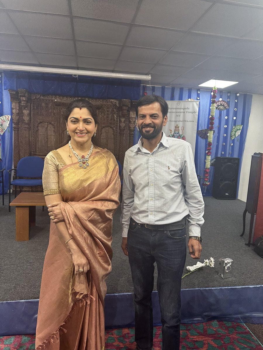 widhyarthi's tweet photo. She said;
“I am from a conservative Muslim family, My mother said to me when I was a child that if your brothers can go out &amp; do what they like then you are also unrestricted, go &amp; explore the world, 
I am proud of my mother”.
An exemplary Bhartia Nari khushbu Ji @khushsundar https://t.co/6qS8FxAjsW
