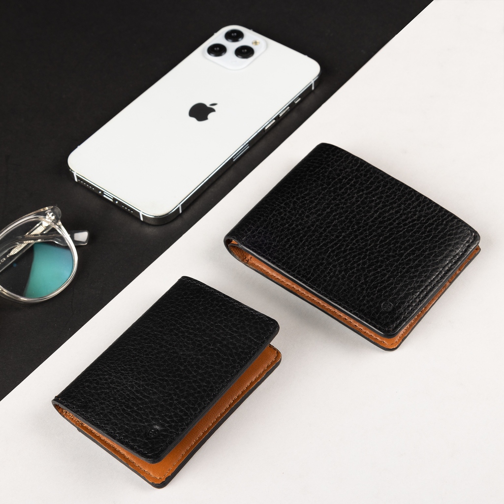 Crafted for the Modern Man: Bifold Wallet and Business Card Wallet, Meeting Diverse Needs.

#outbackworld #outbackobsessed #gooutmuch
#wallets #leatherwallet #walletshop #slimwallet #gridwallet #leathergoods #menswallet #purse #miniwallet #leatherwallets