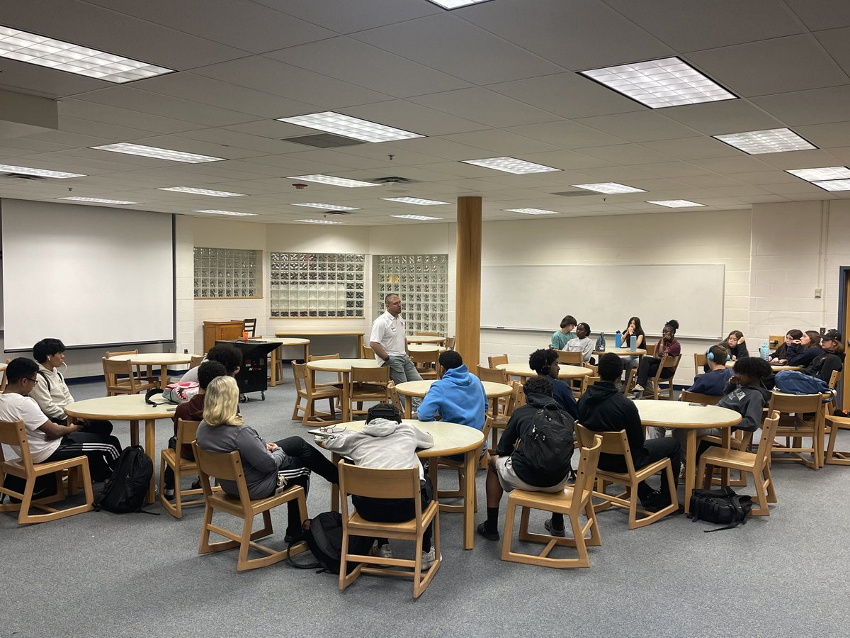 Hayfield Athletic Leadership (@hayfieldathlead) on Twitter photo Thank you Terps Wrestling for lending us your head coach, Alex Clemsen, to speak to our Sports and Athletic Leadership classes. You have a real one who is honest about his journey and what has made him successful! <a href="/hayfieldsports/">Hawktivities</a> <a href="/alextclemsen/">Coach Clemsen</a> Thank you Terps Wrestling for lending us your head coach, Alex Clemsen, to speak to our Sports and Athletic Leadership classes. You have a real one who is honest about his journey and what has made him successful! <a href="/hayfieldsports/">Hawktivities</a> <a href="/alextclemsen/">Coach Clemsen</a>