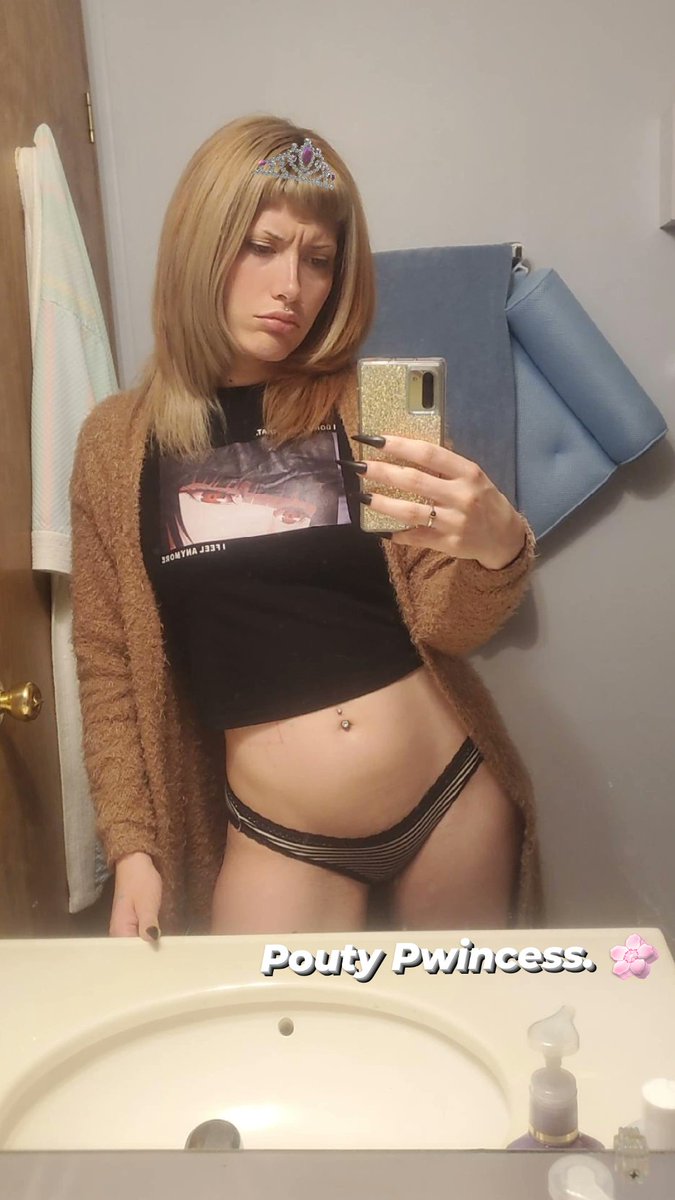 LilCharlieBaba's tweet photo. 🌸 POUTY PWINCESS👑 IS UNHAPPY AND NEEDS FUNDS💰 TO BRING CHEER. ✨️ https://t.co/n3CUMDOj7L