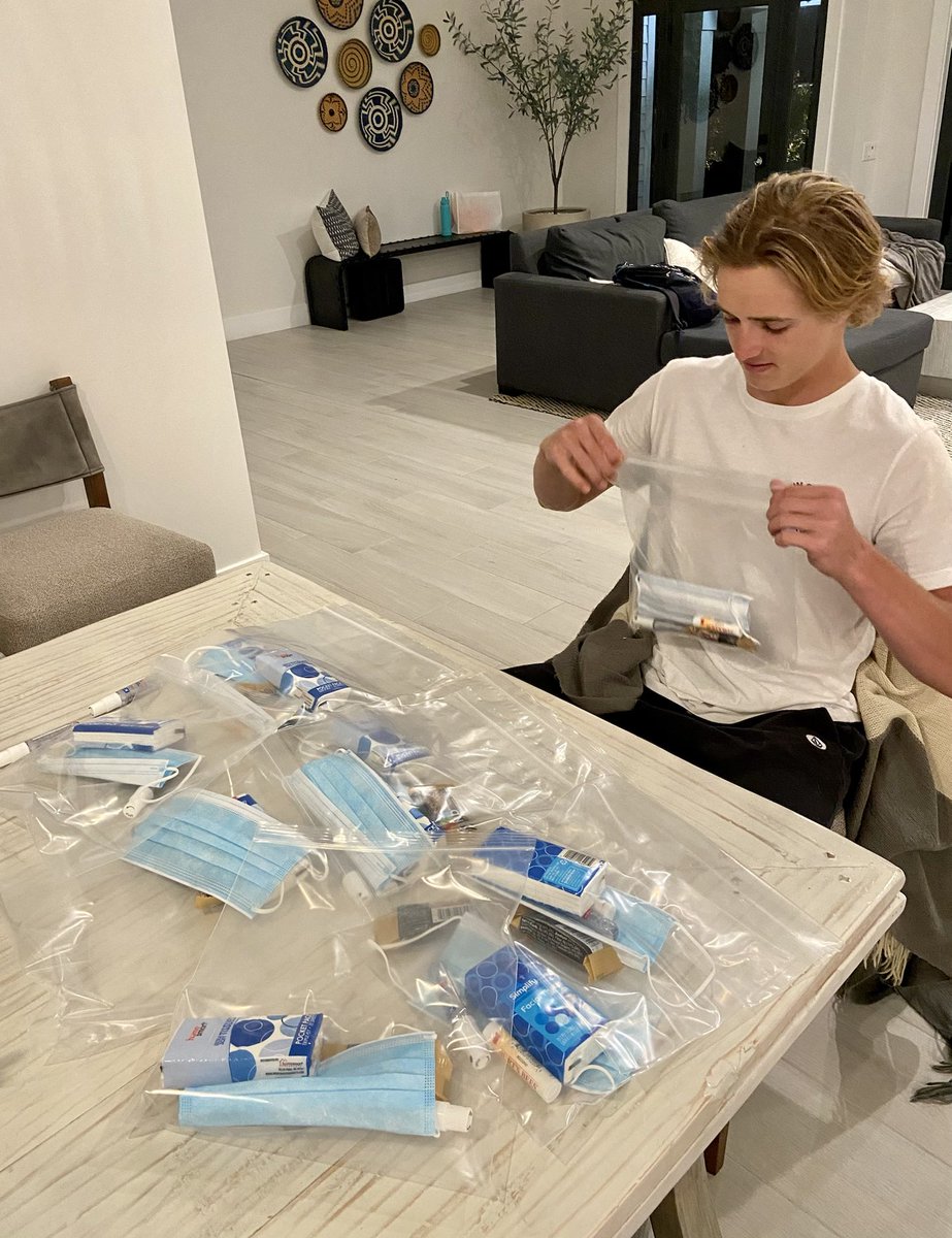 Join me in making wellness kits for #MiraclesForKids