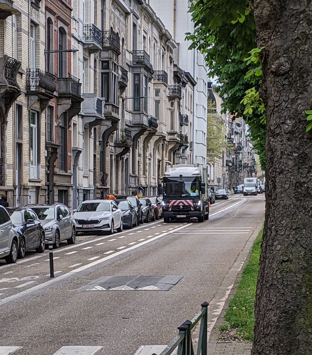 better_brussels's tweet photo. Yes they are working...
@elkevdbrandt @alainmaron 
#avAlbert over and over again. One death is not enough. https://t.co/pbcba2mkLq