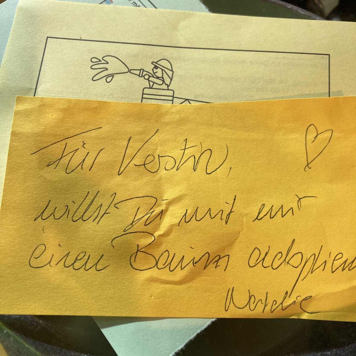 Kerstin (@kehartmann) on Twitter photo If you have friends like this 😊 Got a huge and awesome avocado 🥑 by <a href="/Schnapumpel13/">Natalie Ramp</a> ❤️ And this notice If you have friends like this 😊 Got a huge and awesome avocado 🥑 by <a href="/Schnapumpel13/">Natalie Ramp</a> ❤️ And this notice