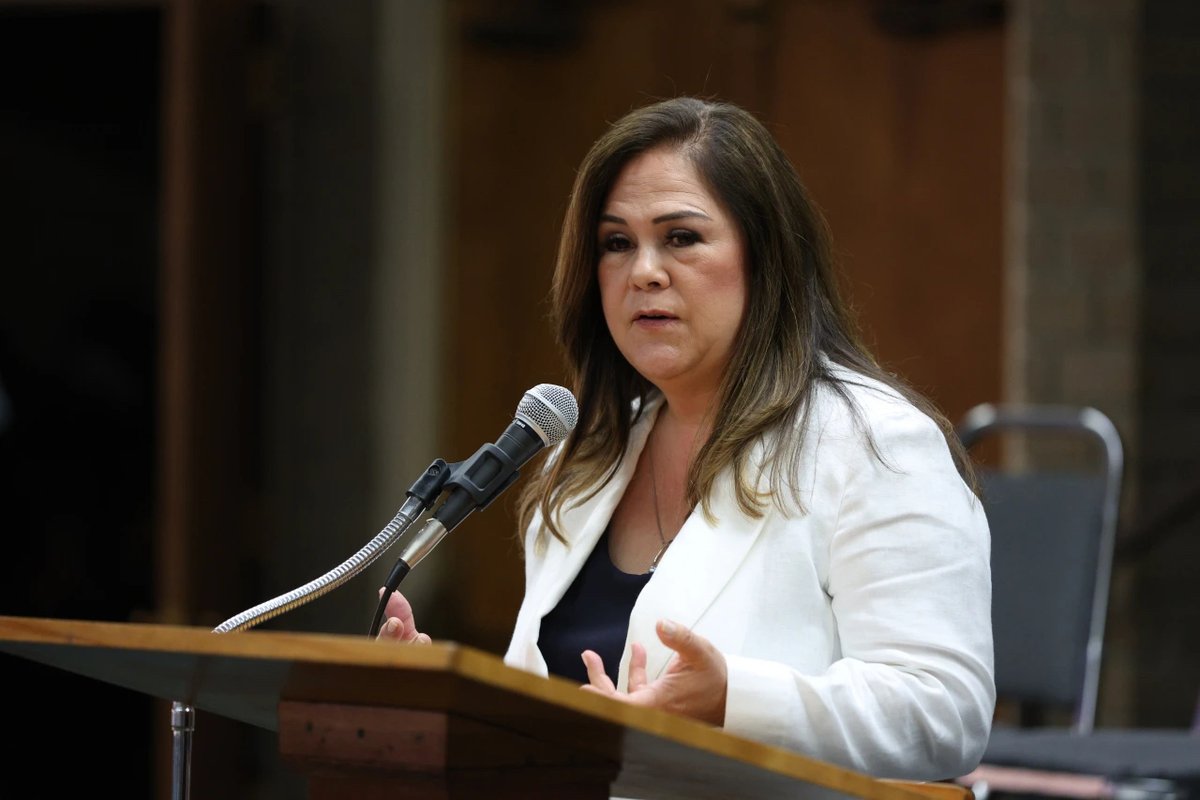 <a href="/CclNorth/">CCL Tri-Counties Chapter</a> thanks <a href="/AsmLisaCalderon/">Assemblymember Lisa Calderon</a> for co-authoring Assembly Bill 285, which requires climate change science &amp; mitigation to be taught in grades 1-12 beginning school year 2024-25! We applaud your sense of urgency and are proud to endorse AB 285! <a href="/citizensclimate/">Citizens' Climate Lobby</a>
