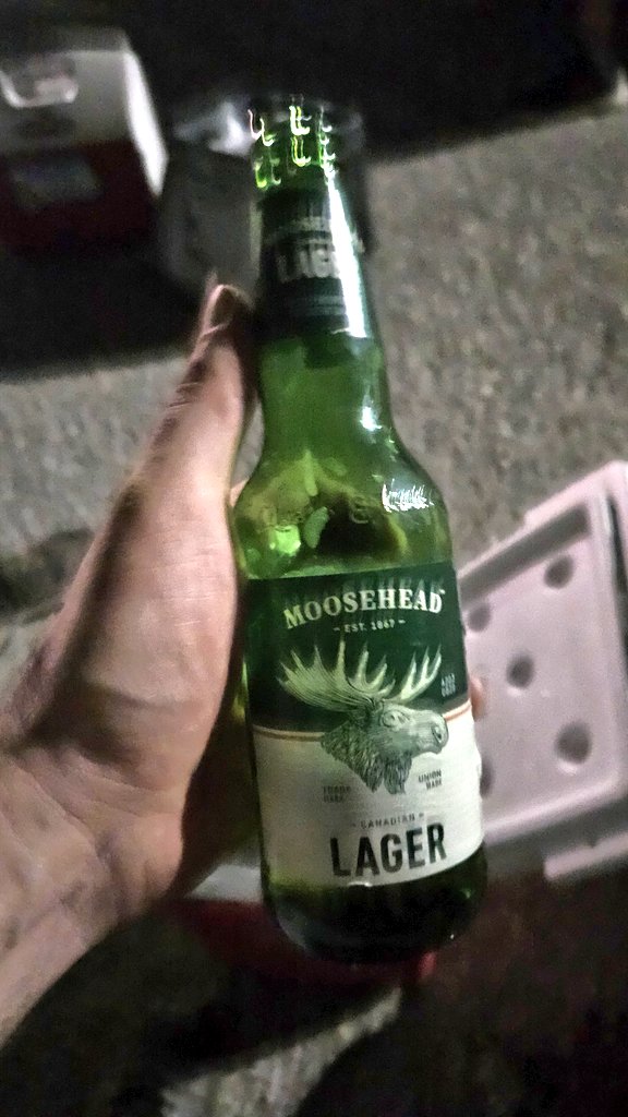 RedBirds_OMSBL's tweet photo. When you beat America's team you drink a Canadian beer. 9-2 victory over the Yankees. 🇨🇦
W - @baseballgeneral
SV - @MikeBogseth
Every batter got on base. #LiveForWednesday https://t.co/mFFPEstVou