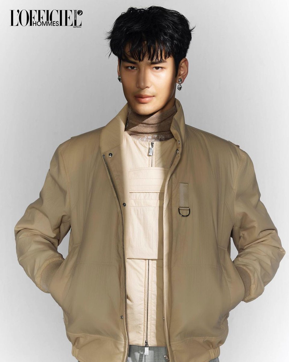 SriKy78057857's tweet photo. So handsome man.🔥💚💛

#DiorManFall 2023 @Dior 
#DiorMan #DiorFall23 
#LOfficielHommesThailandSummer2023
#HommesThailandxMileApo 
@Nnattawin1 #Nnattawin 
@milephakphum #MilePhakhphum https://t.co/kjNUh28MnR