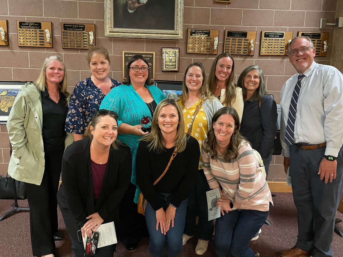 Congratulations to Mrs. Nowak, Redlands Educational Partnership Foundation's Elementary Teacher of the Year! #GOJAGUARS #REPFOUNDATION <a href="/RedlandsUSD/">Redlands USD</a> <a href="/RedlandsUSDSupt/">Juan J. Cabral</a> <a href="/jandbpta/">J&B PTA</a>