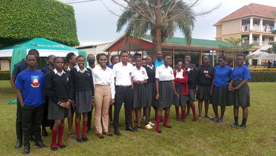 UNAUGANDA's tweet image. While at St. Peter&apos;s Nalya,

 #Schools4SDGs awareness  Fosters critical thinking &amp;amp; problem-solving skills in which #SDGs emphasize the significance of addressing complex global challenges, such as poverty, climate change and inequality.

#AcceleratingSDGs

@BagumaRT
@UNAFinland