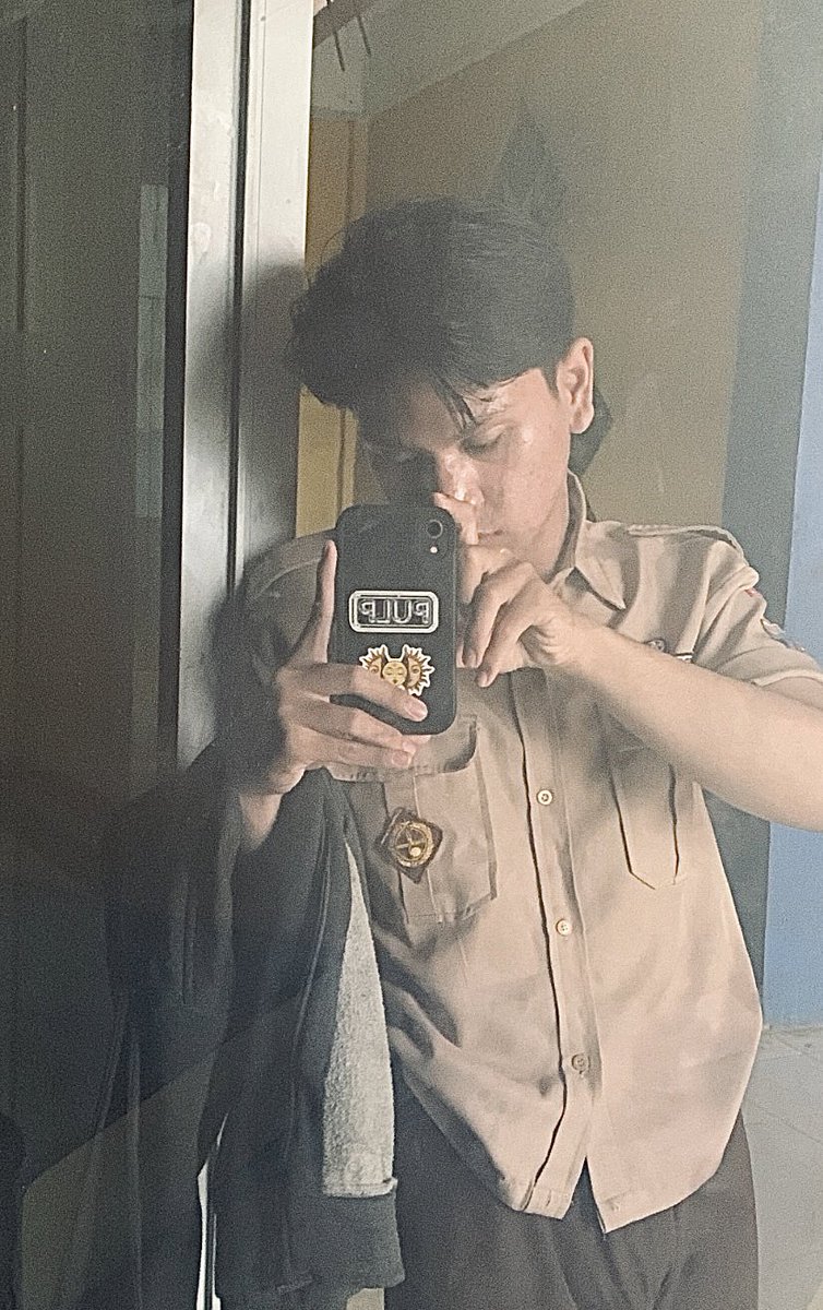 nierssky's tweet photo. uda ga seragaman lagi deh tahun ini 🥺 https://t.co/mybWfOacjM
