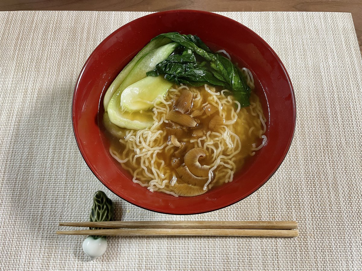 ふかひれラーメンおいぴかった🍜
先日の夜ごはん。🎁ありがとう🐼🙏 https://t.co/dqk69DOUq0