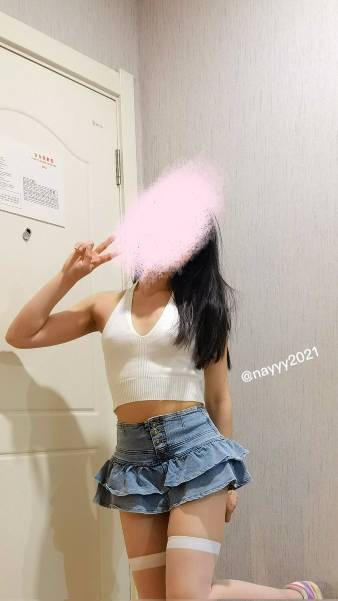 女孩子们啊，
你晓不晓得你的舍友，
趁你不在的时候都在做些什么？
#社死 https://t.co/O8g5dGMdqR