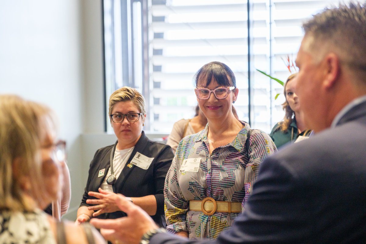 a_palaszczuk's tweet photo. We’ll always invest in our frontline workers.

Since 2015 we’ve hired 798 more incredible nurses and midwives in Far North Queensland.

I had the pleasure of meeting some of them today.

Thank you so much for everything you do for this community. https://t.co/F8IXd4vGO5
