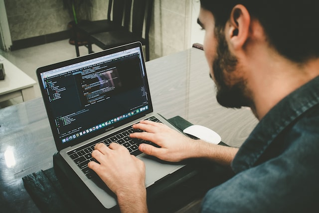 stfaugmentation's tweet image. Are you interested in Kotlin and reactive programming? Our latest blog post provides an introduction. Read now to learn more.⇒staffaugmentation.blog/2023/02/23/kot…  
.
.
#KotlinProgramming #ReactiveProgramming #TechGuide #Coding #Tech #Developers #StaffAugmentation