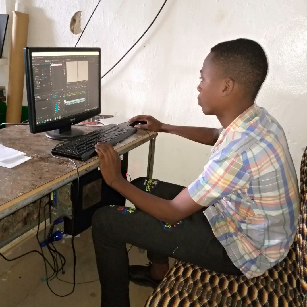 FeliHabarurema's tweet photo. Deep learning, skills acquiring, creation of innovative work/project and discipline being your keyword in your ongoing industrial attachment program(IAP) our trainees, much appreciation to #Artmedia , #Receiveimage,.. take a part your learning development through that internship. https://t.co/z5r6rmozRr