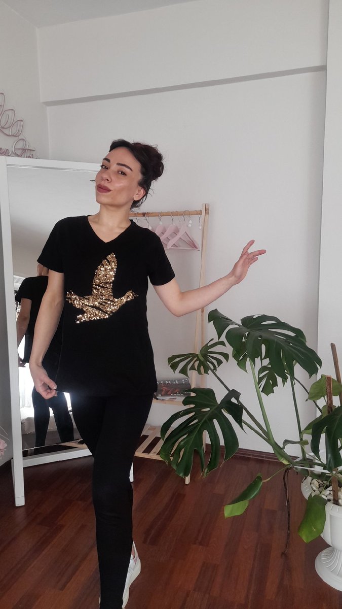 stylishqueensto's tweet photo. Reflect Your Style ♡ 

Birbirinden Güzel Ürünler Stylish Queen Store'da.  🌟

#moda #onlineshopping #yenisezon #kombingiysi #yazsezonu https://t.co/4jkHKgLiOL