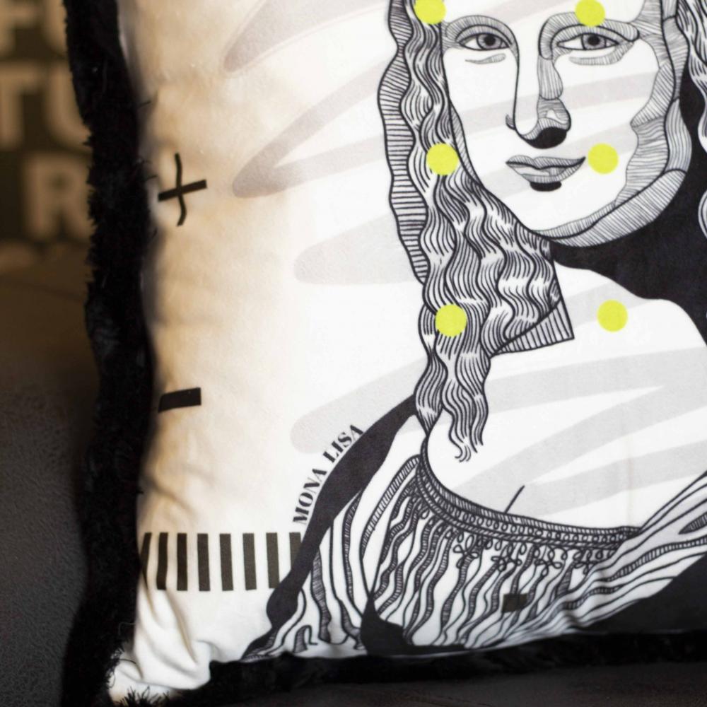 MONA LISA CUSHION - EY290

For Question  Contact
eminbey.com / info@eminbey.com

#velvet #cushion #velvetcushions #mona_lisa_cushion
#hiddenzipper #corefiber #internationalwashingcertificate #internationalnonfadingcertificate #fabric #hometextile #export #eminbey