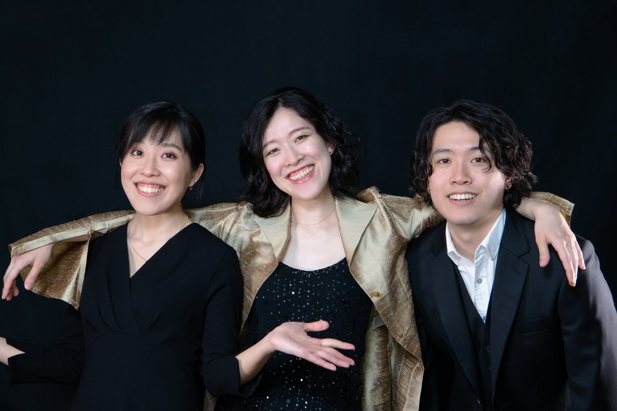 ChikoMiyagawa's tweet photo. 久しぶりに３人でプロフィール写真撮影。今年は姉弟企画もチラホラあって楽しみ🥰 https://t.co/nG0v9sqv8S