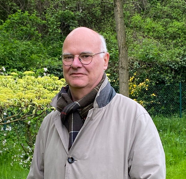 StadtundGruen's tweet photo. Landschaftsplaner und Landschaftsarchitekt Dieter Fuchs aus Bonn gewinnt in diesem Jahr den Goldenen #Ginkgo. Der höchste Preis für #Grünflächenamtsleiter in Deutschland wird alljährlich von der Deutschen #Gartenbaugesellschaft 1822 (#DGG) vergeben. https://t.co/ougrOZRvpV
#GALK https://t.co/HGjB5o0ixM