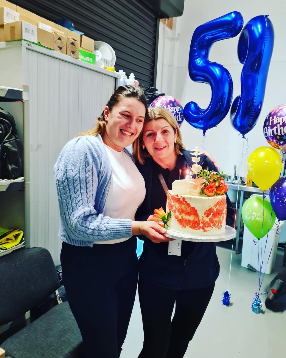 Our area manager Madalina surprised her supervisor Lili last week with a lovely birthday surprise! 

Thank you for your continued hard work with AFM Lili 😊

#ContractCleaning #nationwide #surprise #teamwork #Birthday #Workplace #HappyWork