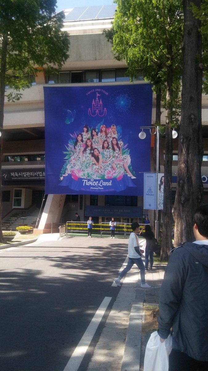 Indihyo's tweet photo. 트랜드 또가고 싶다.. 이때 진짜 개꿀잼이었는데.. https://t.co/ZZZQN70Oj2