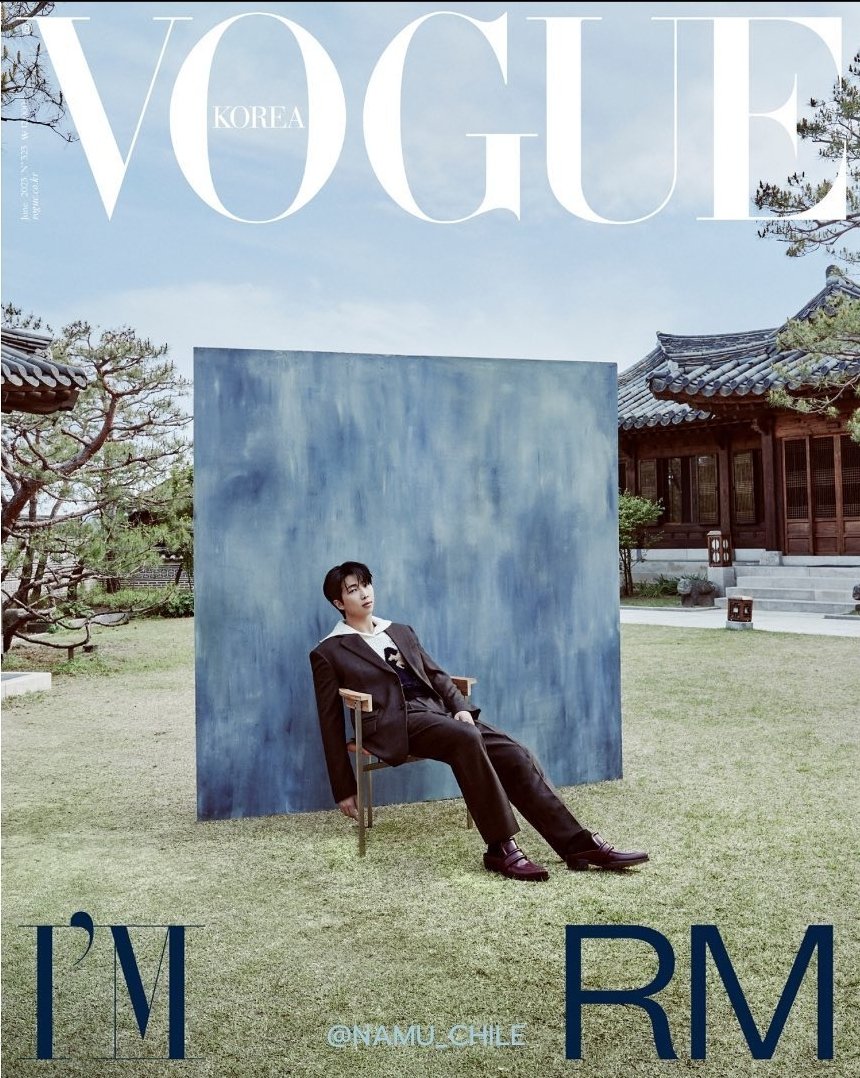 NAMU_Chile's tweet photo. 📰| ¡Imágenes de #Namjoon para #voguekorea las cuales estarán disponibles como portada  compartida en la revista  del mes de junio!
💜🐨
Los internautas asociaron los conceptos de las fotos  con Mono, Índigo y Bicyle respectivamente. 

#RM #방탄소년단RM #남준 #알엠 #NAMU 
🌻 https://t.co/q1CGRFPVeP
