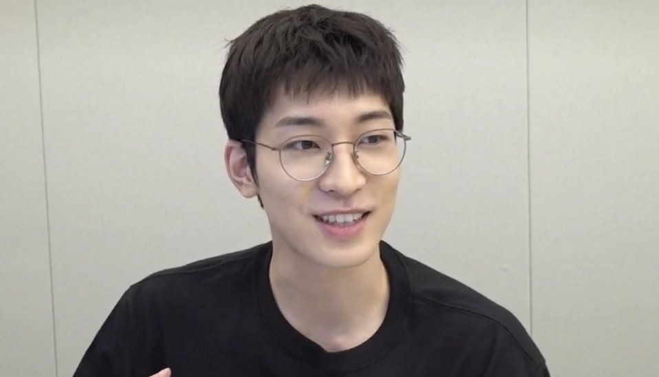 wonwoo’s pretty smile 😁