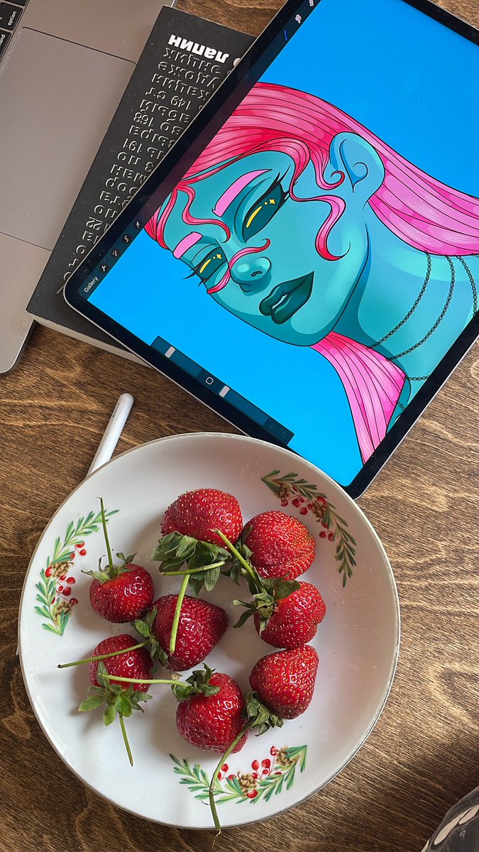 Strawberry season 🍓♥️
#WIP