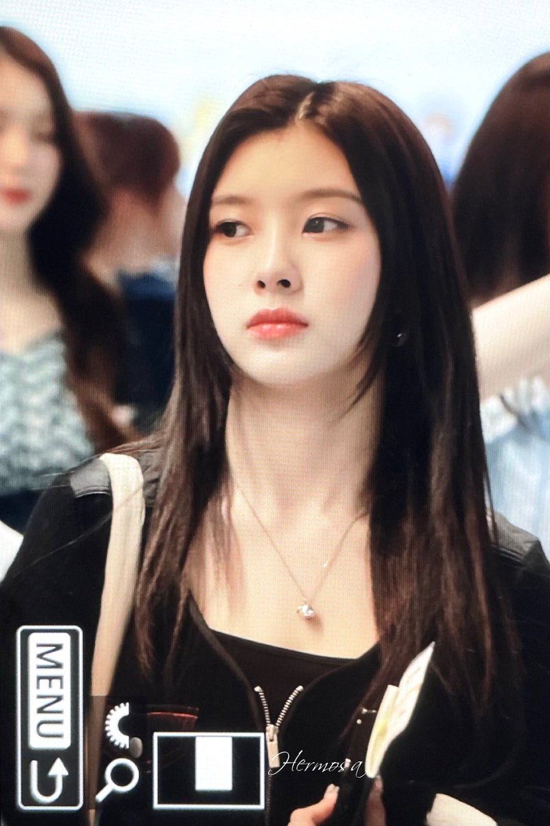 Hermosa_0302's tweet photo. 230511 NRT 입국 pre

KCON에서 보자👋

#케플러 #Kep1er #김다연 #다연
#KIMDAYEON #Dayeon #キムダヨン https://t.co/HrWd9JmoWU
