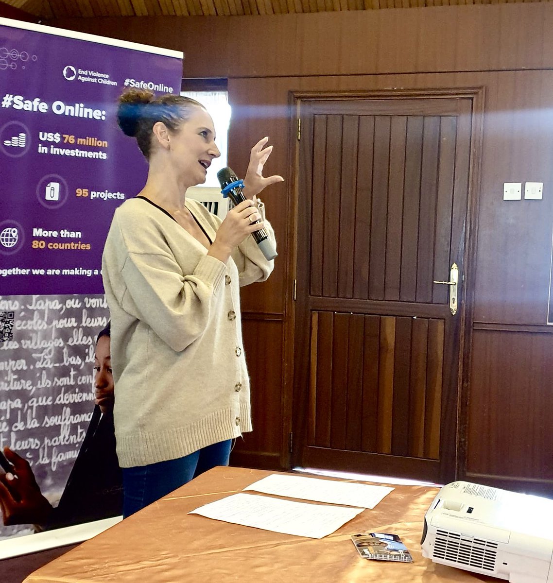 SafeOnlineFund's tweet photo. "Deaf children don't benefit from incidental learning & their knowledge of the world is limited making them even more vulnerable to #OCSEA. They operate in a world 🌎not designed for them."🗣️Debra Clelland of @DeafKidzIntl on challenges reaching out to children with disabilities. https://t.co/P5O9cf1uuI