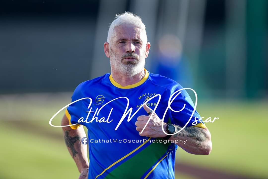 SuziBrennan's tweet photo. The Lads took on the next edition of the Night of 5000m hosted by @TafeltaAC.  Some awesome times and great running.  Thanks to Cathal McOscar Photography for the photos. Well done guys 💪💪💪💪 #legendsofmallusk https://t.co/UH5BNDv6pL