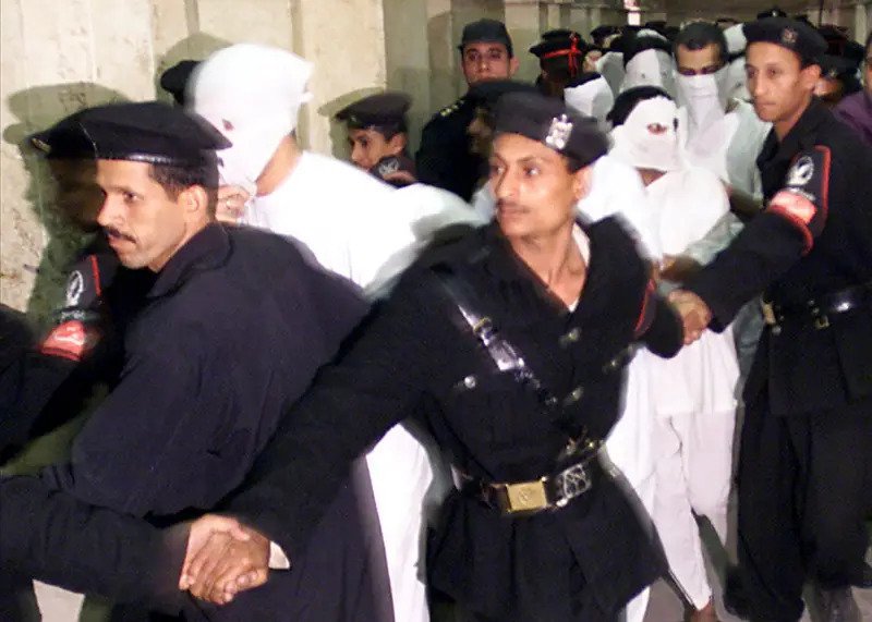mykali_mag's tweet photo. اليوم المصري لمناهضة رهاب المثلية: أطلق نشطاء مصريين حملة لتعيين هذا يوم ١١ مايو كيوم مناهضة رهاب المثلية المصري، لتخليد ذكرى حادثة الكوين بوت والاعتداء على ملهى مثلي عام 2001 - #مصر https://t.co/QcYrRvqFKl