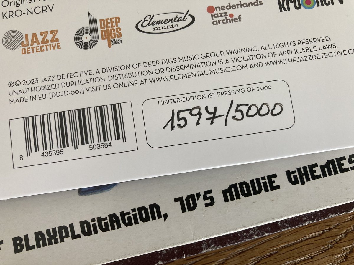 Now playing while working: ‘Blue Room’ 2LP set by #chetbaker #jazz #vinyl #radiosession <a href="/HetJazzarchief/">Ned. Jazz Archief</a> Recently released, ltf numbered vinyl &amp; cd