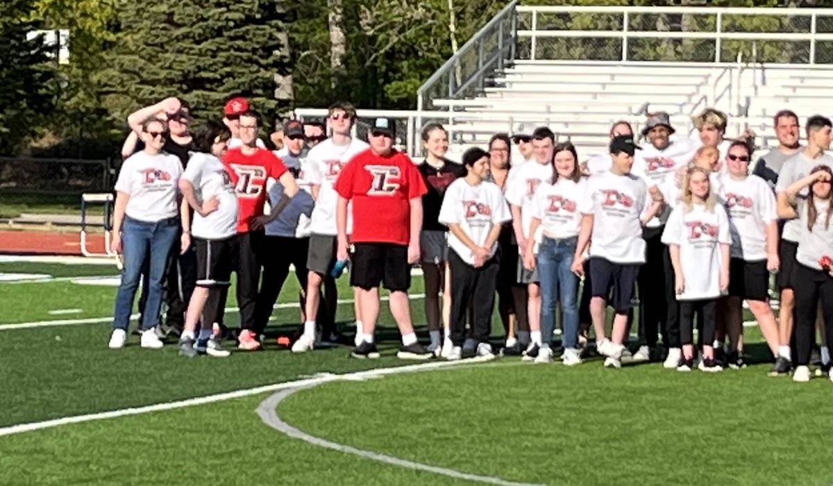 Great day for Unified Bocce! Thanks to <a href="/athletics_wayne/">Wayne Memorial Athletics</a> for hosting! #livoniapride #CarryTheShield <a href="/LivoniaDistrict/">Livonia Schools</a> <a href="/CHS_Chargers/">Churchill Chargers</a> <a href="/Churchillgames/">Churchill Athletics</a>
