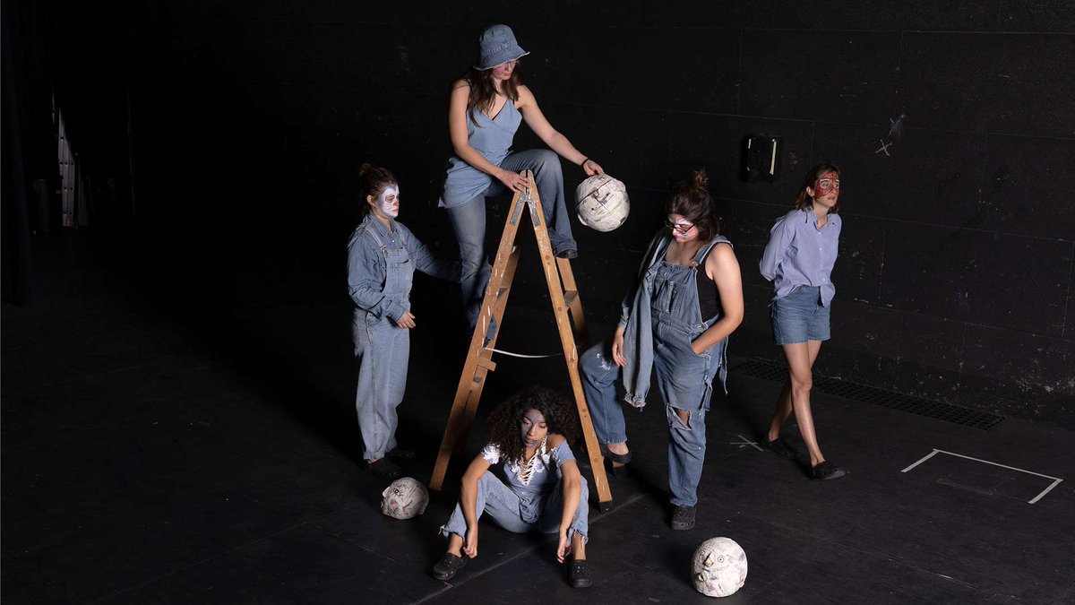 temporadaalta's tweet photo. ✨Grans noms de l’escena del país passaran per #TA23 abans de fer temporades i gires arreu del territori. Son, entre altres, Mal Pelo, Nao Albet i Marcel Borràs, Akira Yoshida i Lali Ayguadé, Las Huecas, Olga Pericet, Susanna Barranco i Jordi Oriol. https://t.co/d9N8FUrZxM