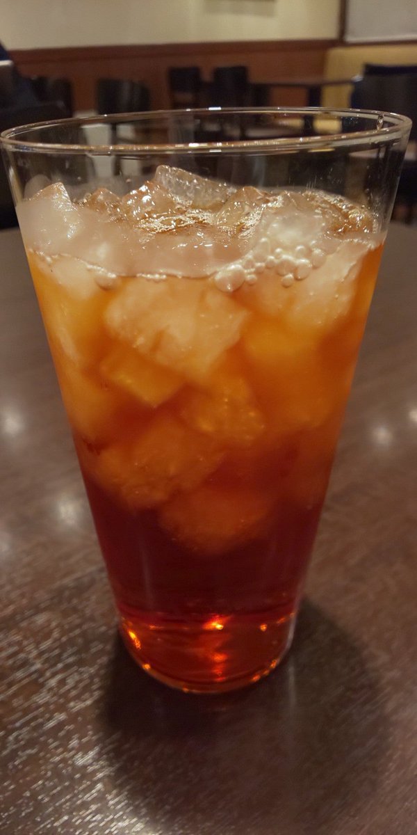 hizakiruiza's tweet photo. アイスルイボスティー。 #女子力 #紅茶 #カフェ #イタリアントマト #CafeJr. (@ イタリアントマト Cafe Jr. in 新座市, 埼玉県) https://t.co/mszjYH3rzj https://t.co/Qtqdvxykpj