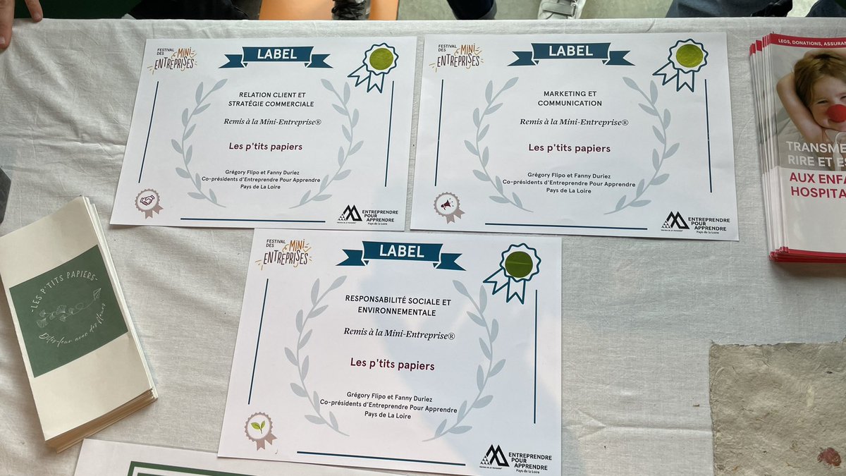 🥇LABEL🥇
3 labels, 3 médailles d’or !!
Nous avons obtenu les labels :
-Communication 🥇
-Environnement RSE🥇
-Stratégie commerciale 🥇
Bravo !!