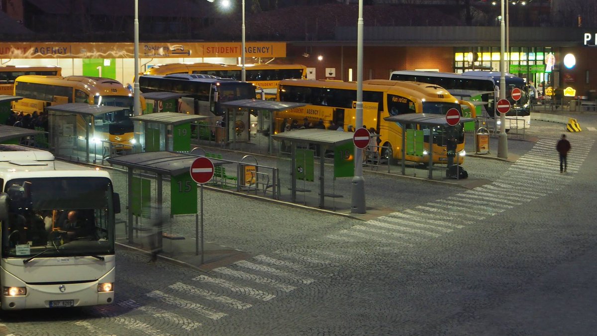 MattHenkens's tweet photo. Bruxelles - 4ème destination de Flixbus en Europe.

1. Berlin
2. Paris
3. Prague
4. Bruxelles

Cherchez l'intrus. https://t.co/KTn3ltl4u8