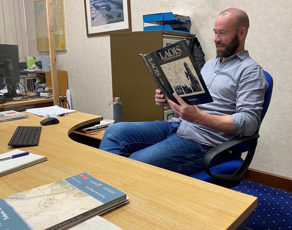 Hello Heritage Twittersphere! Just to announce that I recently started as the new Heritage Officer for Laois taking over from the irreplaceable Catherine Casey! So lots to do.. starting with a bit of essential reading - John Feehan's 'Laois: An Environmental History' 😊
#Heritage