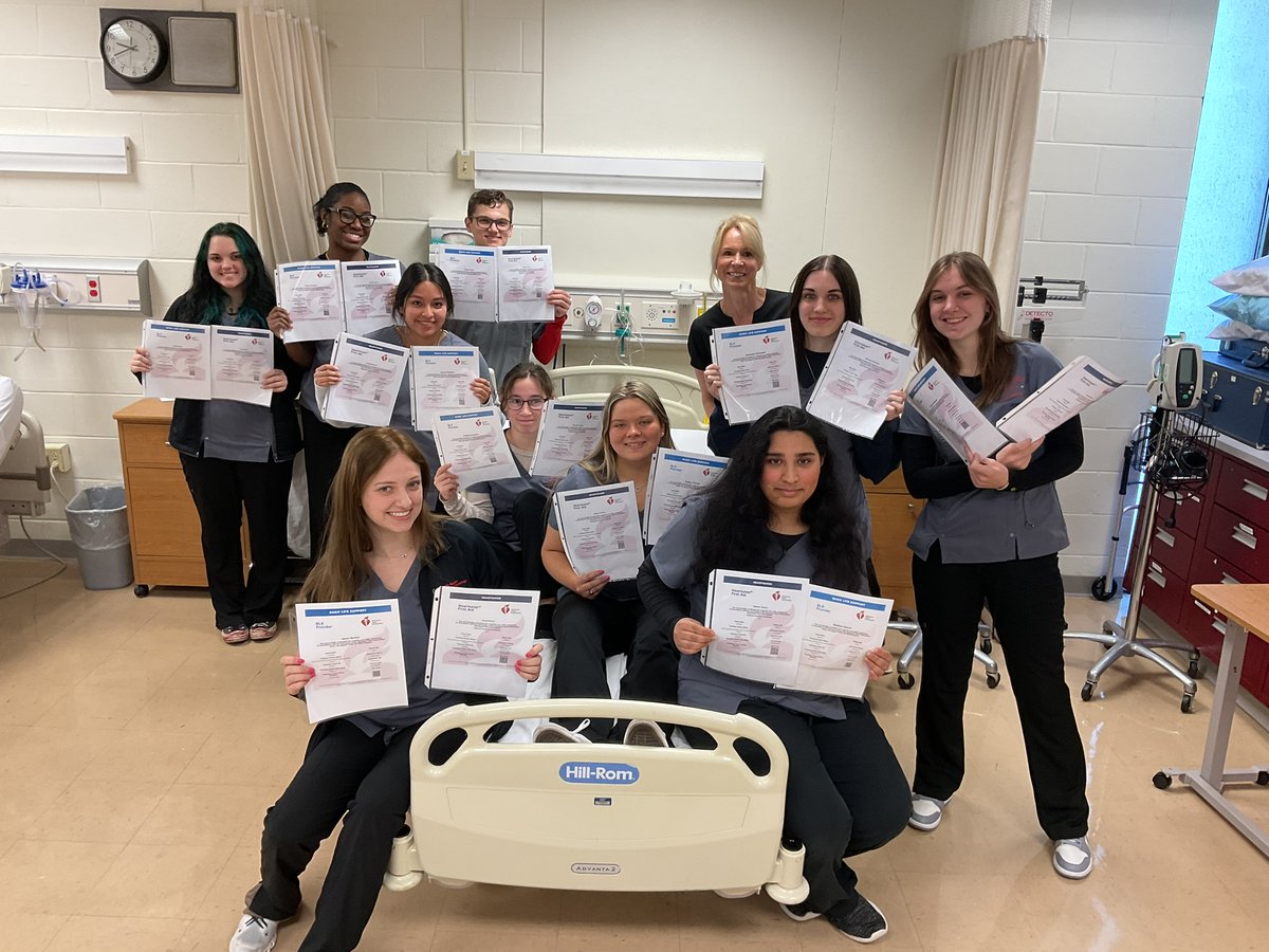 middlebucks's tweet photo. Congratulations to our Medial & Health Professions seniors who are now First Aid and CPR certified! Onto Patient Care Technician! #Certfied #Savinglives #FirstResponse #WOw #Seniors #Classof2023 #Lifesavers #Satylingalive #Wedidit #medicalandhealth #AHA https://t.co/mUCytXElsZ