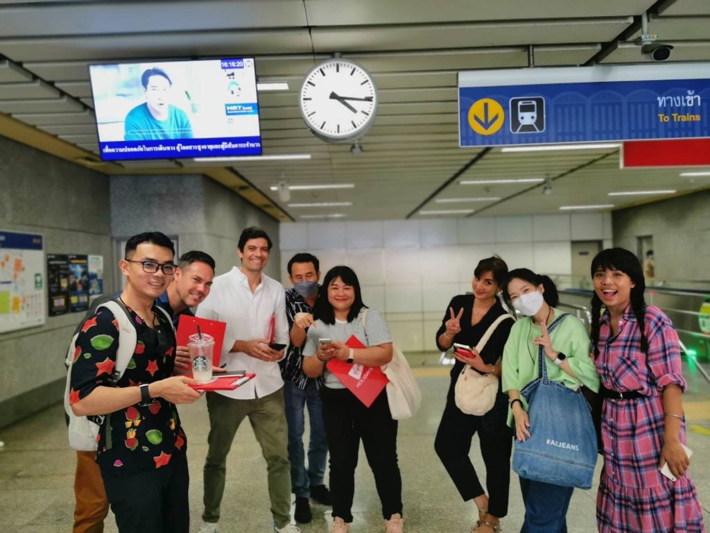 Asia_Talk's tweet photo. Our team in #Thailand took to the streets last Friday to take part in and test a #Questo game they helped develop. https://t.co/tI8Vo3UoXP