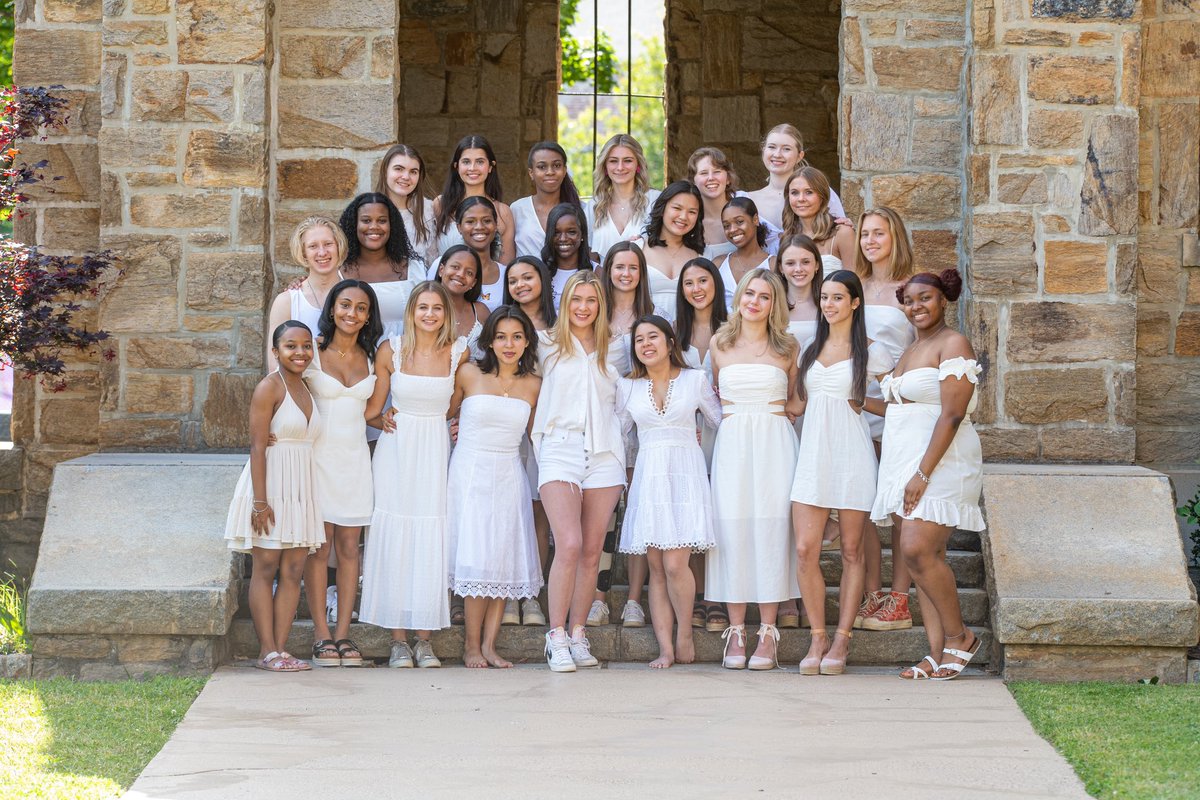 CAPSdance2207's tweet photo. One week from today we will present our spring show: E N D U R E on May 18 and 19 at 6:30pm in the Diane Payne Auditorium! Tickets are on sale here: https://t.co/PrMsh7lDvl! See you there!
@NBroughtonHS @BHSCaps @JanieceDilts1 @ArtsBroughton https://t.co/Vjp9EWMMxh