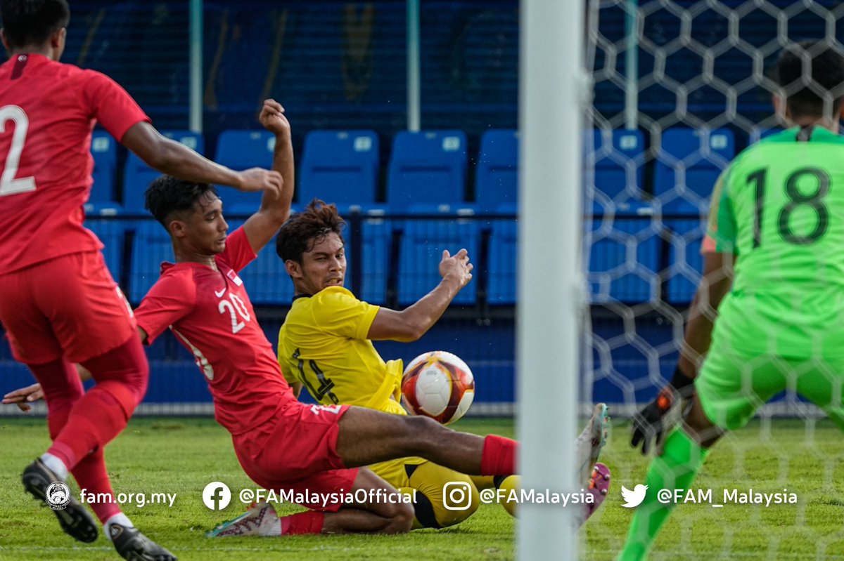FAM_Malaysia's tweet photo. Keputusan Masa Penuh
Kumpulan B Bola Sepak Lelaki Sukan SEA 2023 | Khamis, 11 Mei 2023
SINGAPURA 🇸🇬 0-7 🇲🇾 MALAYSIA
⚽️ T. Saravanan 14’ 48’ 53’ 62’ Haqimi Azim 45’+2’ Mukhairi Ajmal 87’ Aiman Afif 90’+3’
#FAM #HarimauMalaya #Cambodia2023 https://t.co/WUv4kDD9Iz