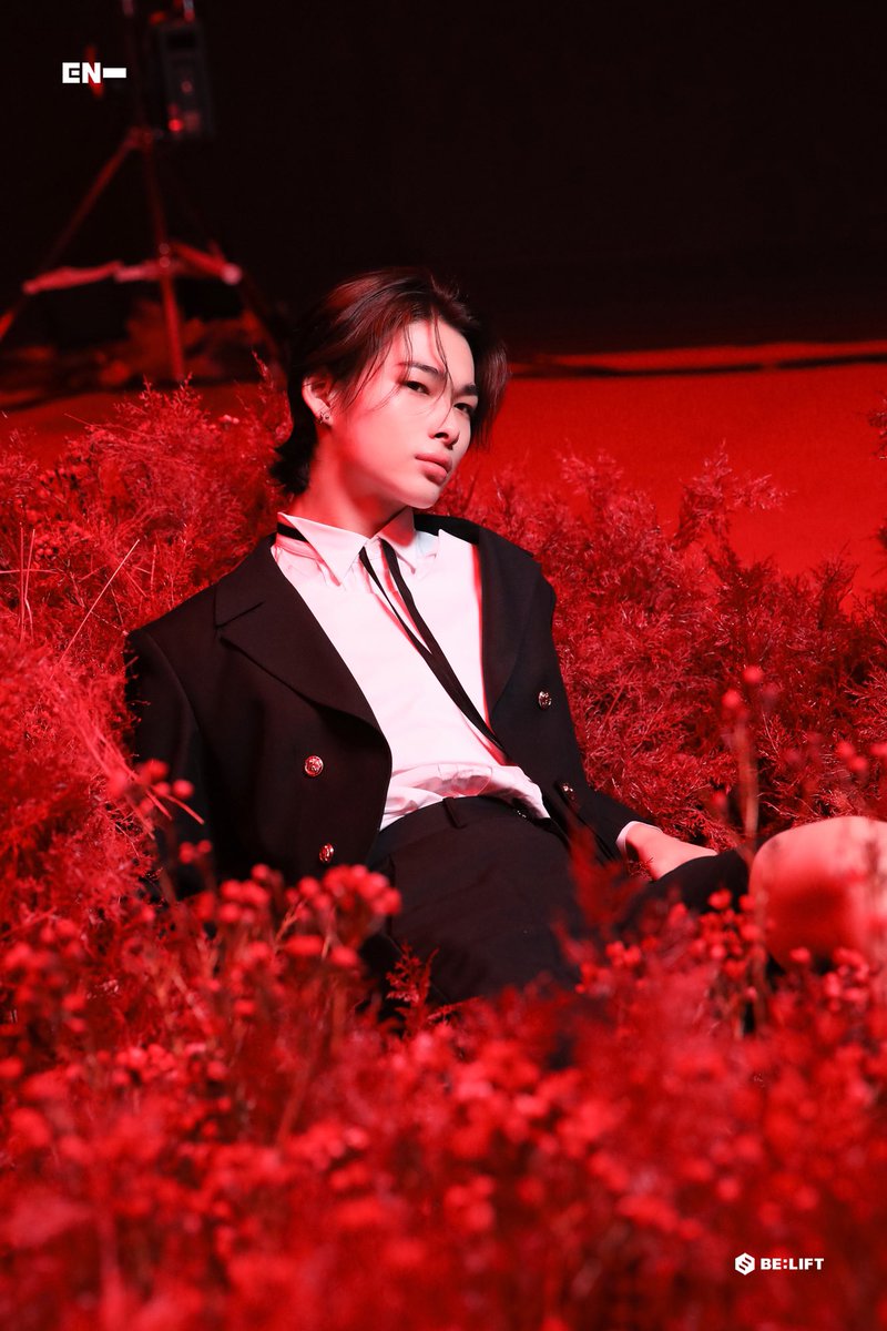 SALTNIKI's tweet photo. NAVER 📸 NEW ver.

#NI_KI  #ニキ #니키  #西村力 
#ENHYPEN #엔하이픈
#DARKBLOOD #EN_NEW https://t.co/72auwMMbI7