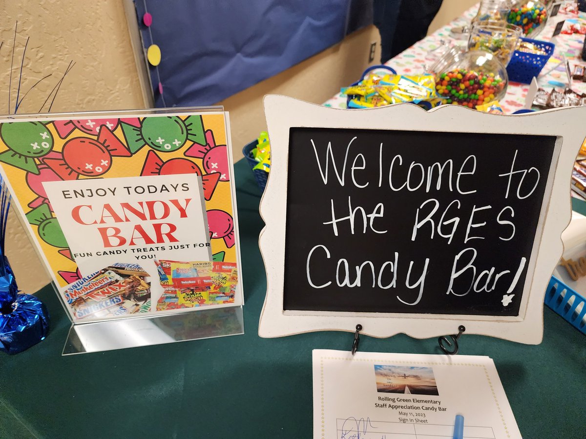 RollingGreenEl's tweet image. The Candy Bar is open for our awesome staff!! 
#weroarwithpride
#thankanEducator